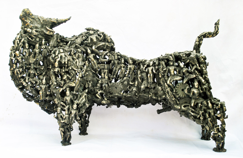 EL19 
Bull - I / Interface 	
Bronze on Granite 
44 x 15 x 28 inches 
Unavailable (can be commissioned)